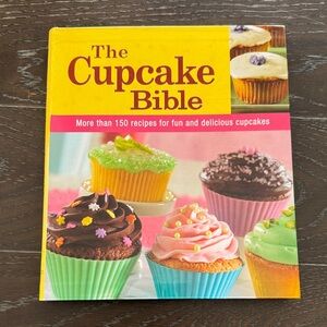 The Cupcake Bible - Colorful Recipe Book